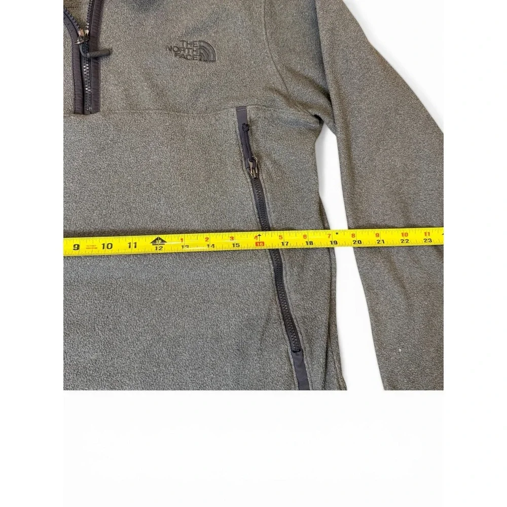 The North Face Mens Quarter Zip Fleece Pullover Gray Mock Neck Jacket Medium
